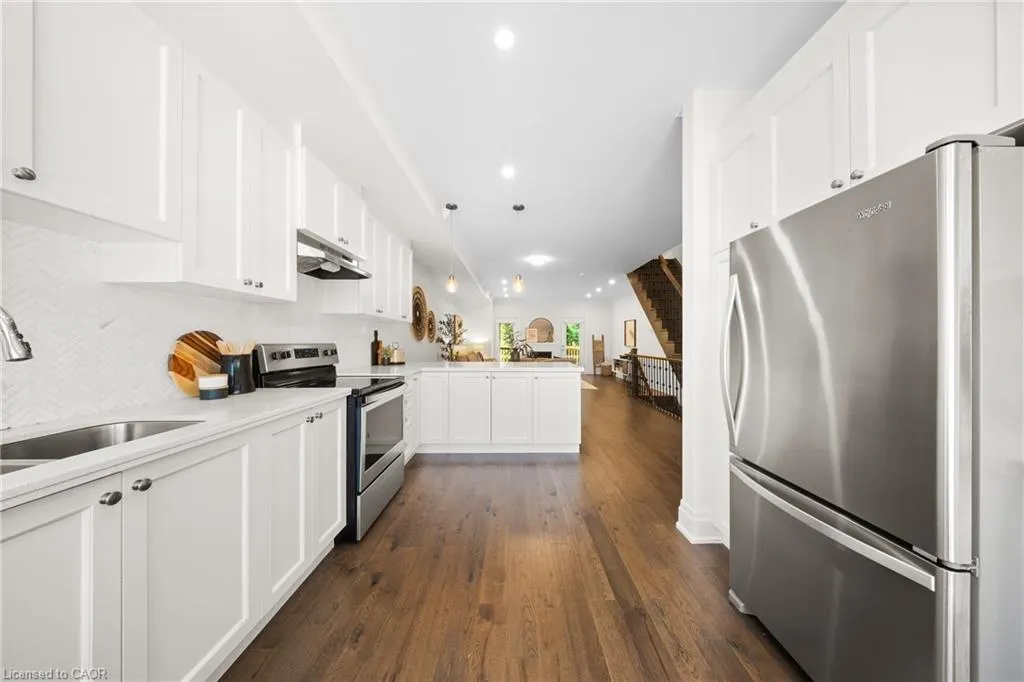 111 Wilson Street E, #7