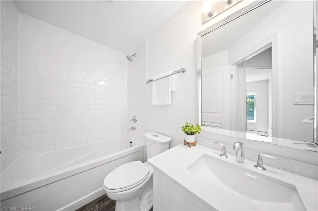 111 Wilson Street E, #7