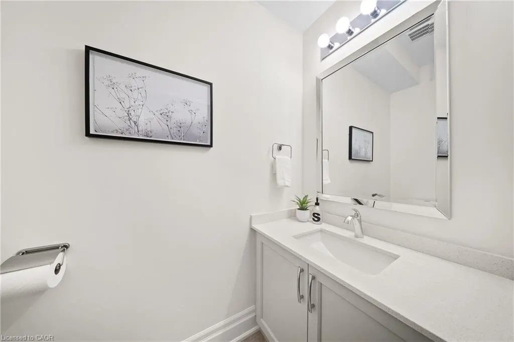 111 Wilson Street E, #7