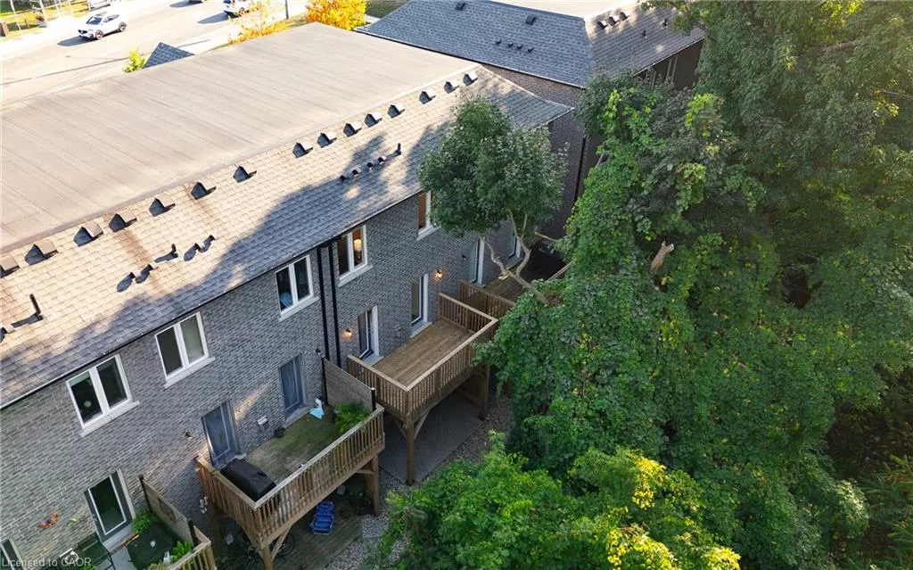 111 Wilson Street E, #7