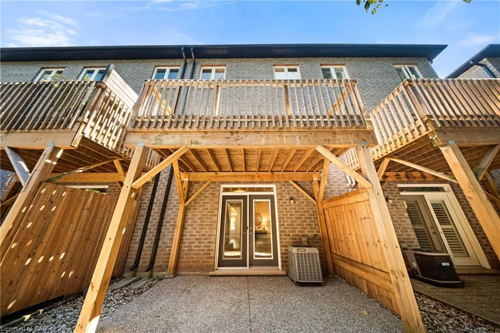 111 Wilson Street E, #7
