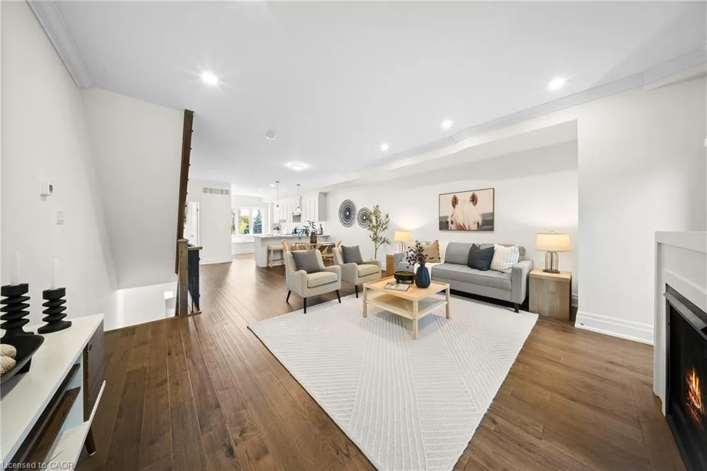 111 Wilson Street E, #7