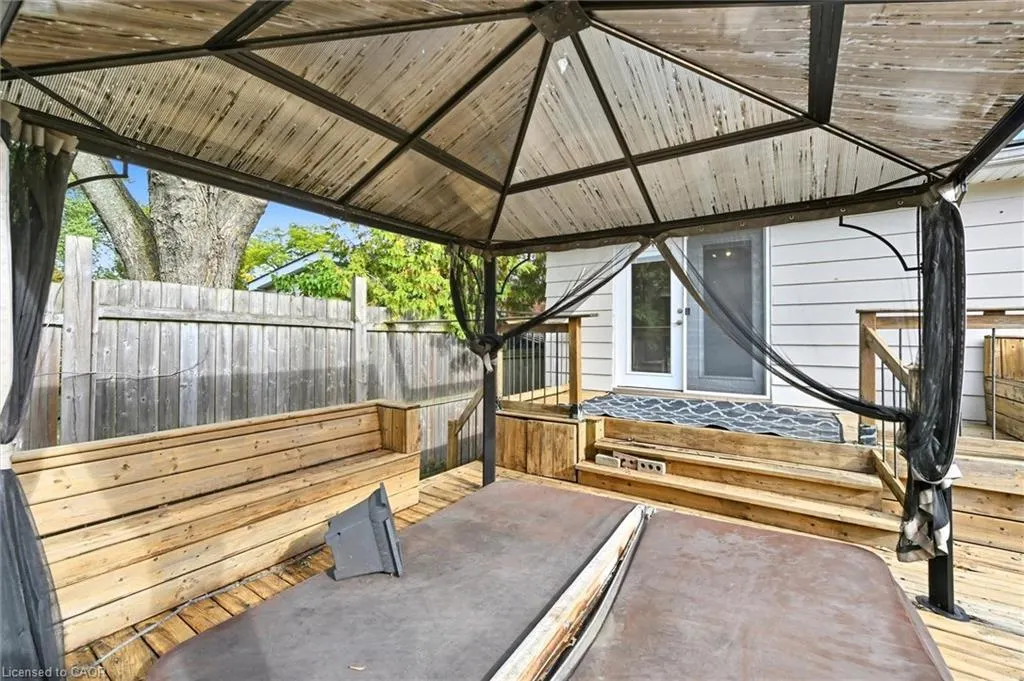 966 Upper Sherman Avenue