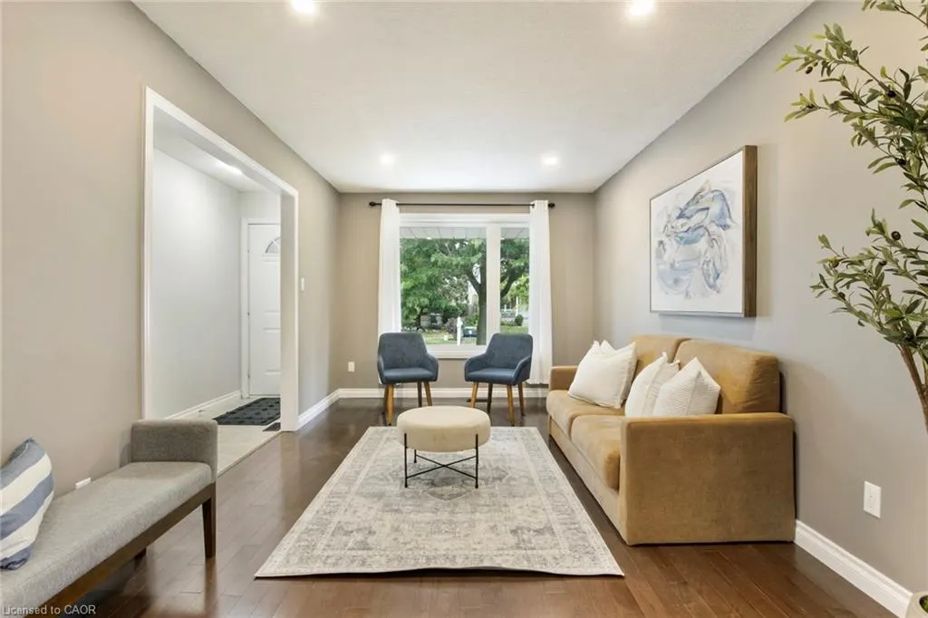427 Dansbury Drive