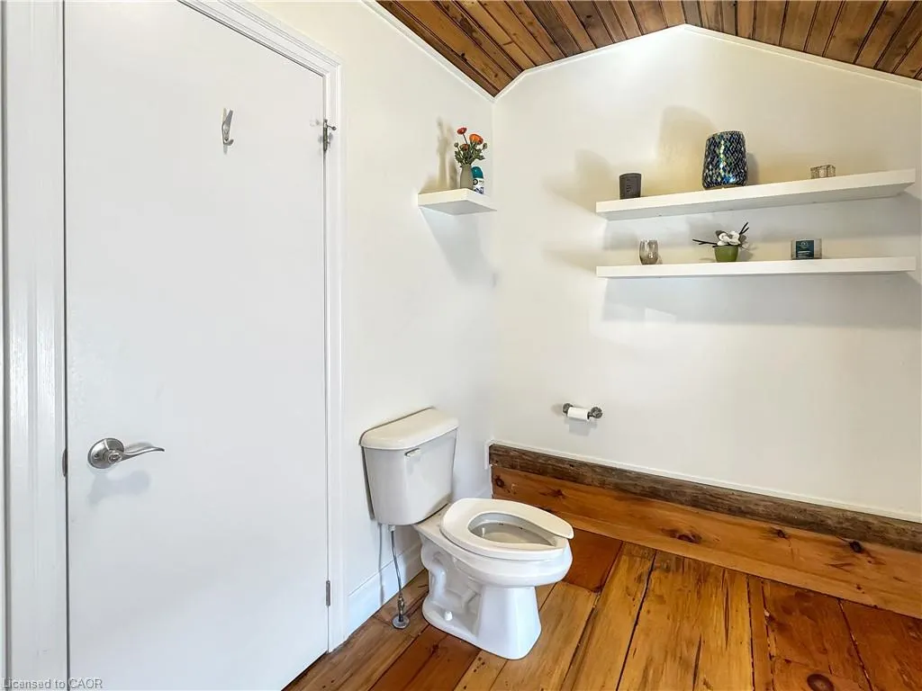 423 King Street E, #1
