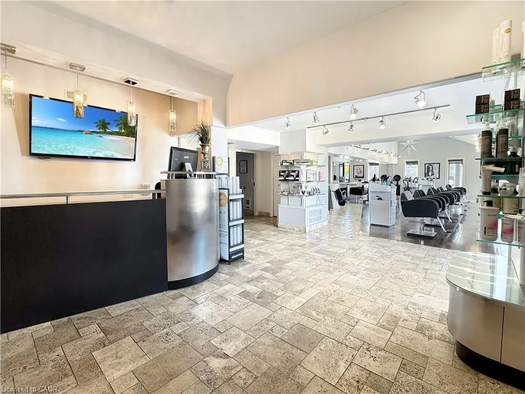 423 King Street E, #1