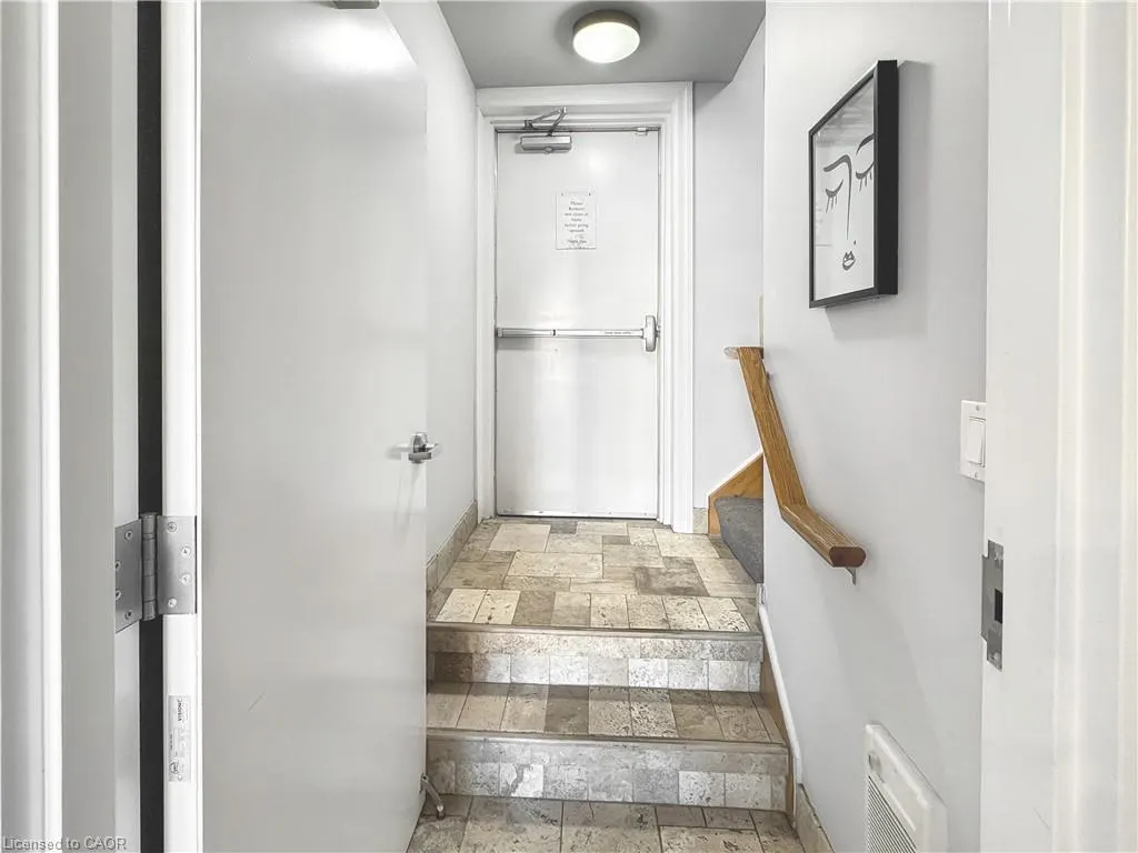 423 King Street E, #1