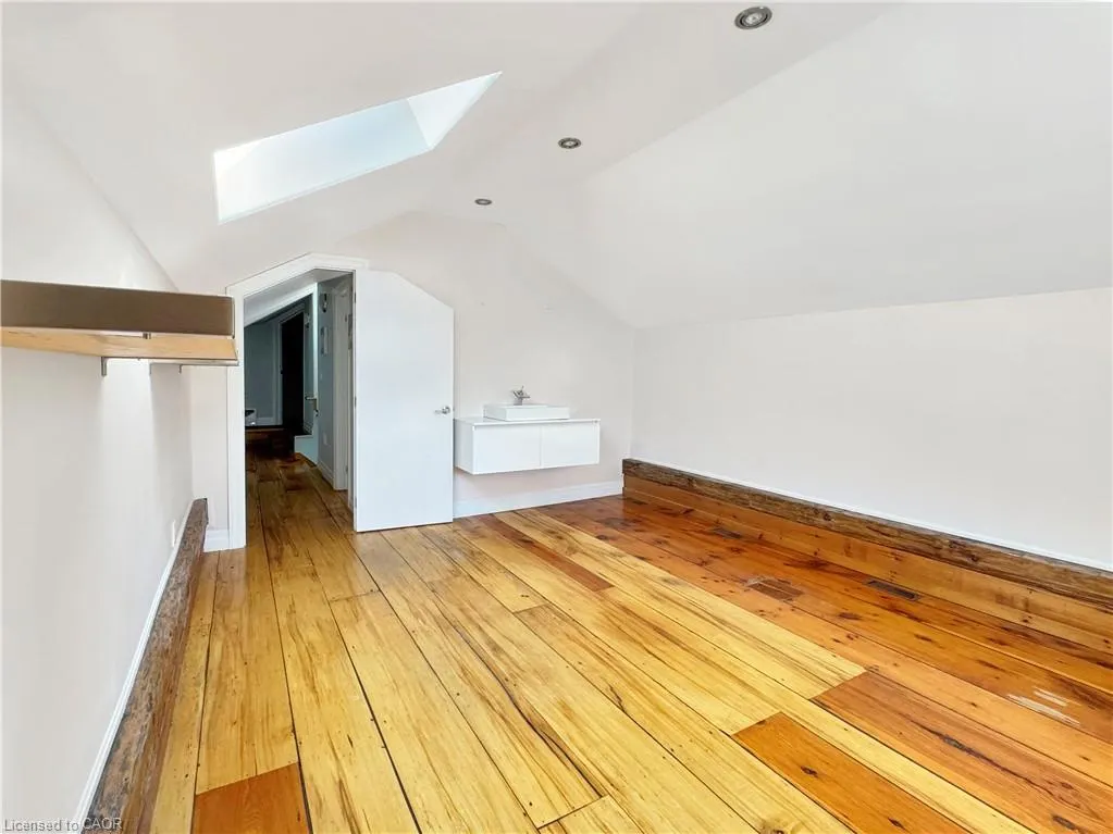 423 King Street E, #1