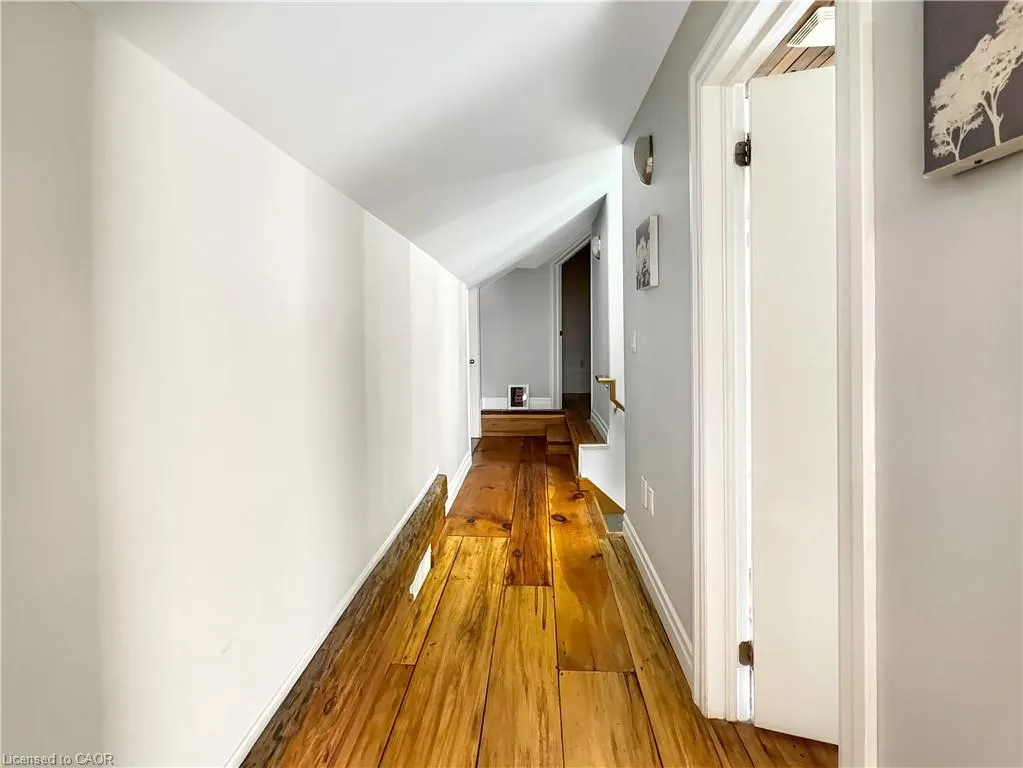 423 King Street E, #1
