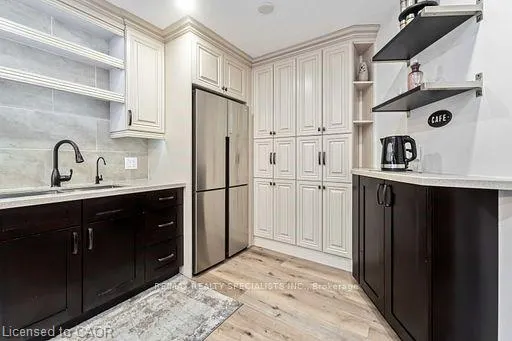 17 Rannie Court