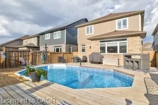 68 Challenger Avenue