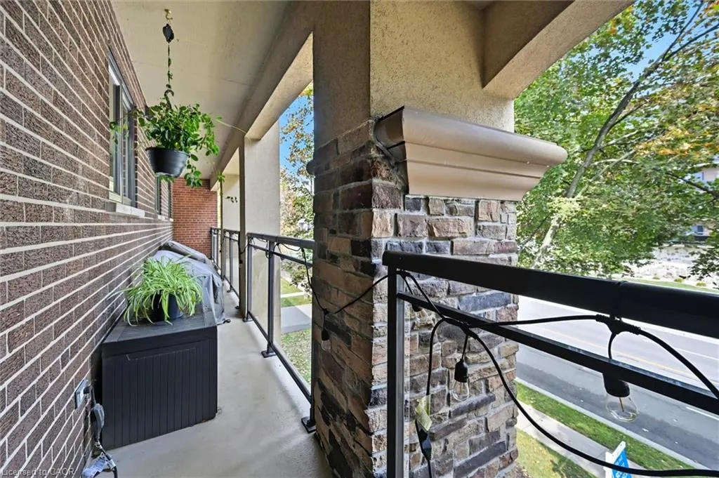 1212 Fennell Avenue E, #304