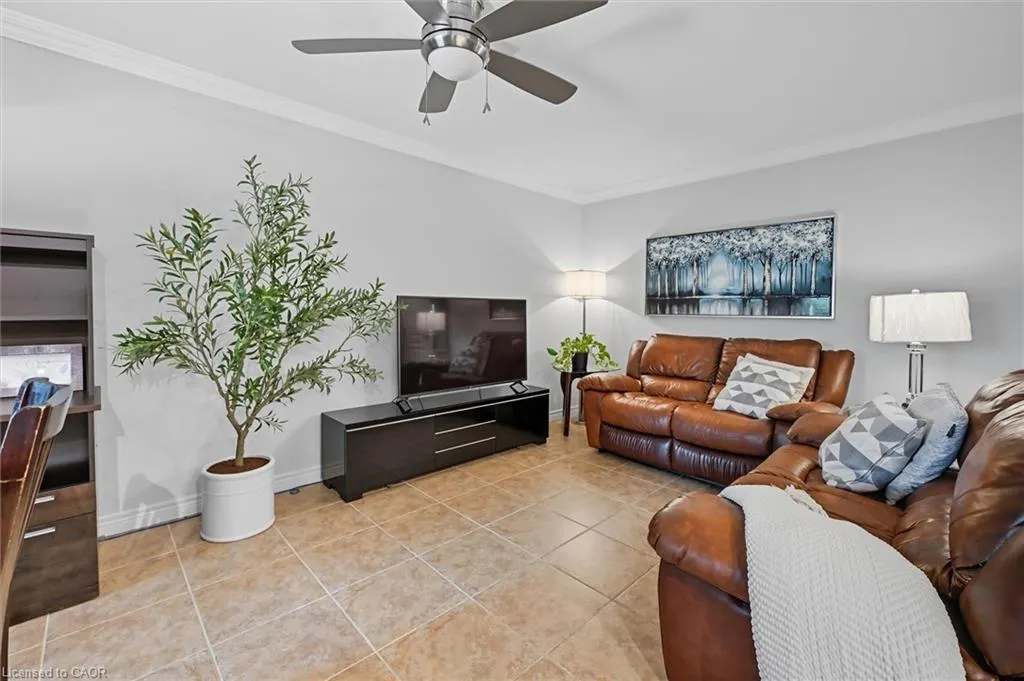 1212 Fennell Avenue E, #304