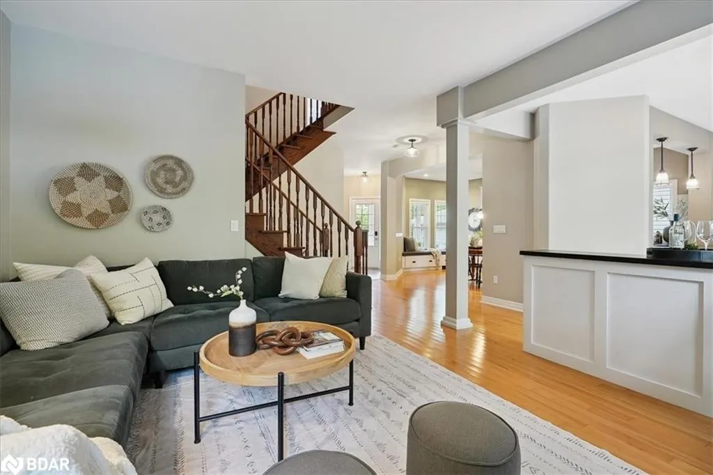 23 Woodlawn Court