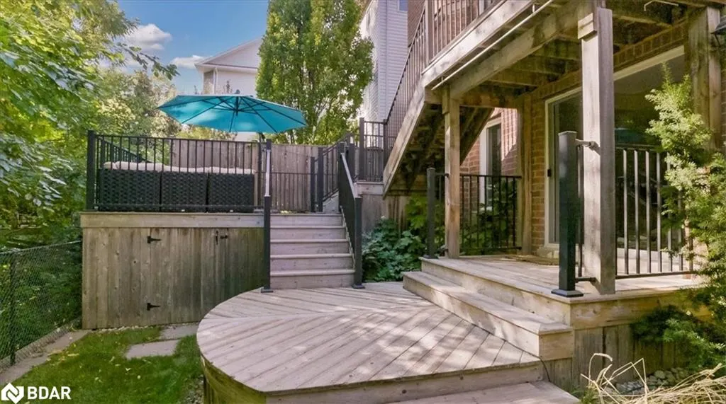 23 Woodlawn Court