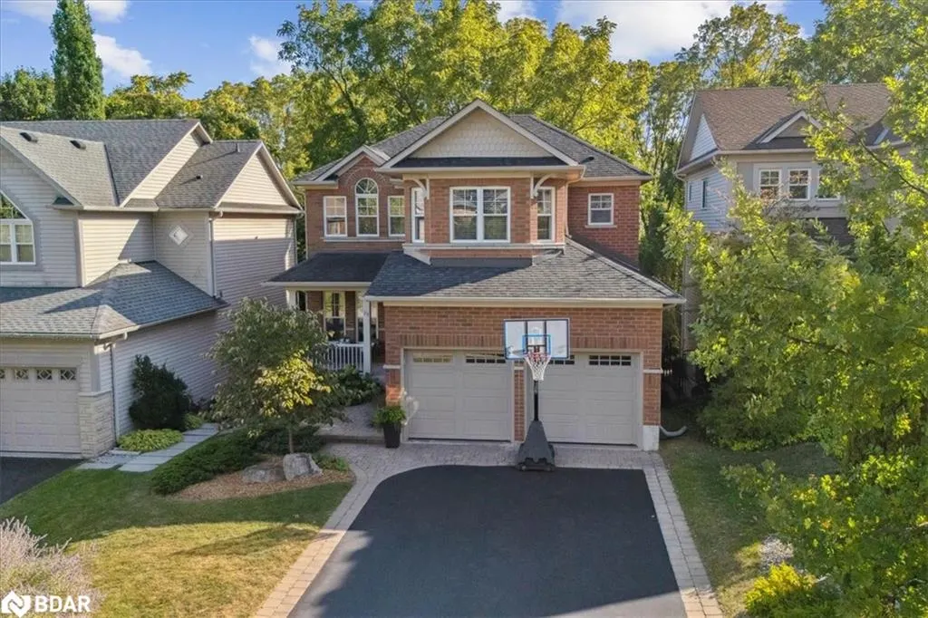 23 Woodlawn Court