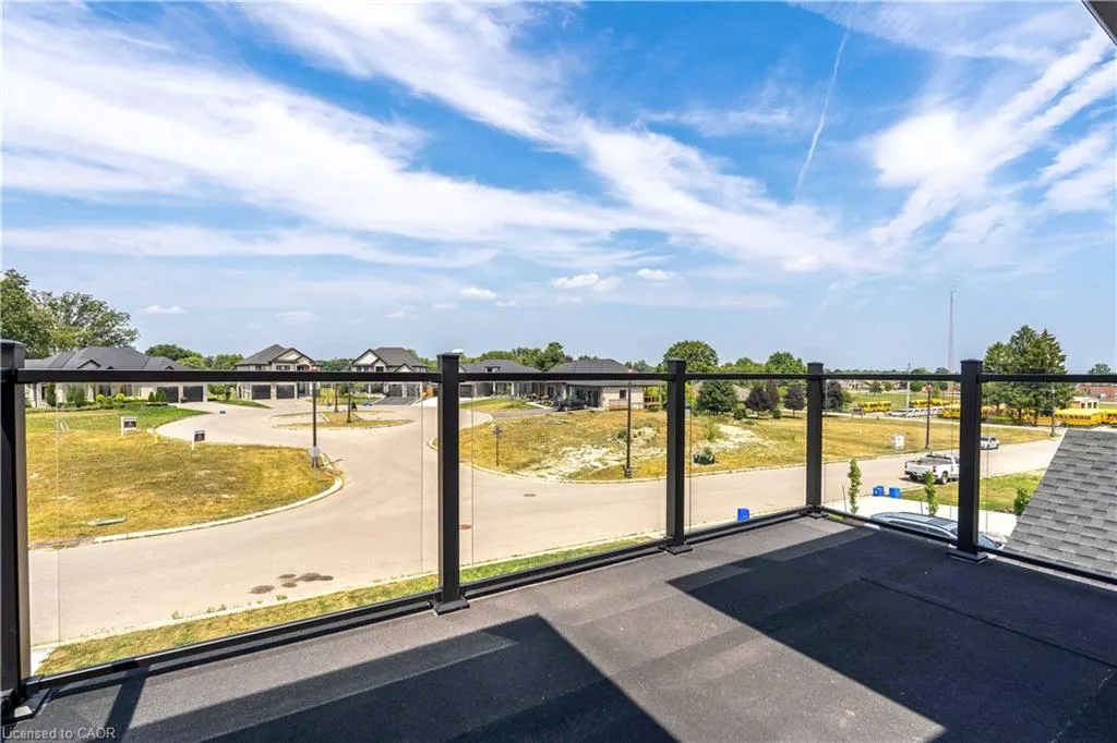 25 Sunview Drive