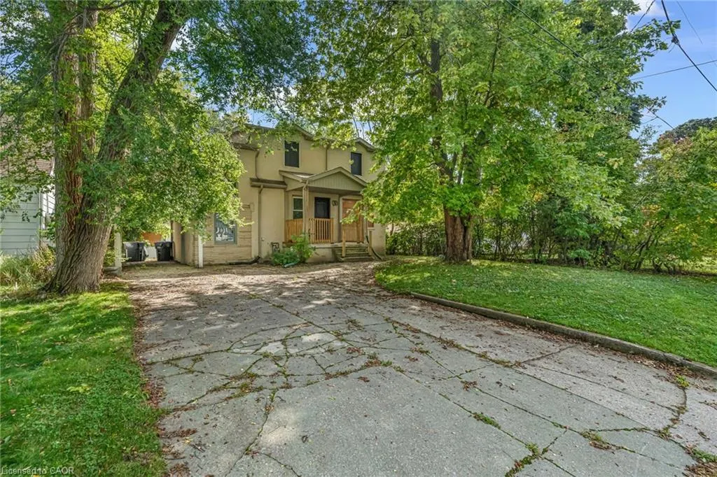 63 Minnewawa Road