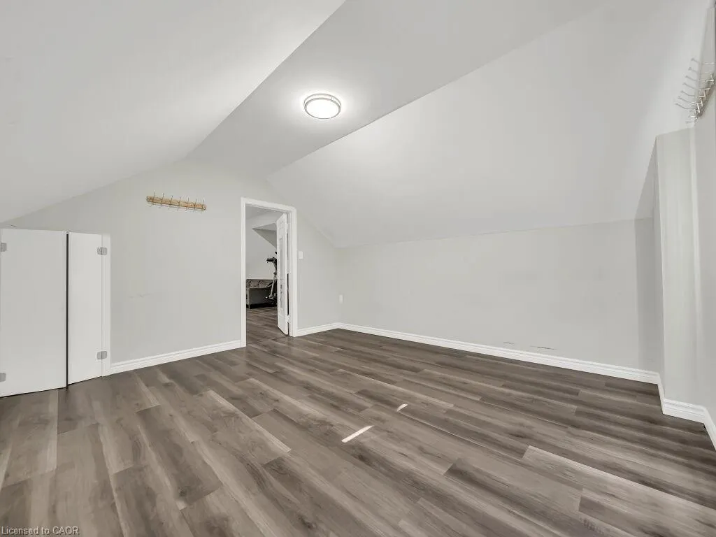 860 Vine Street
