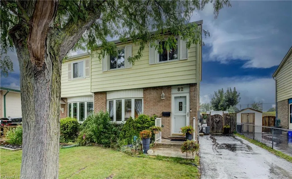 82 Timberlane Crescent