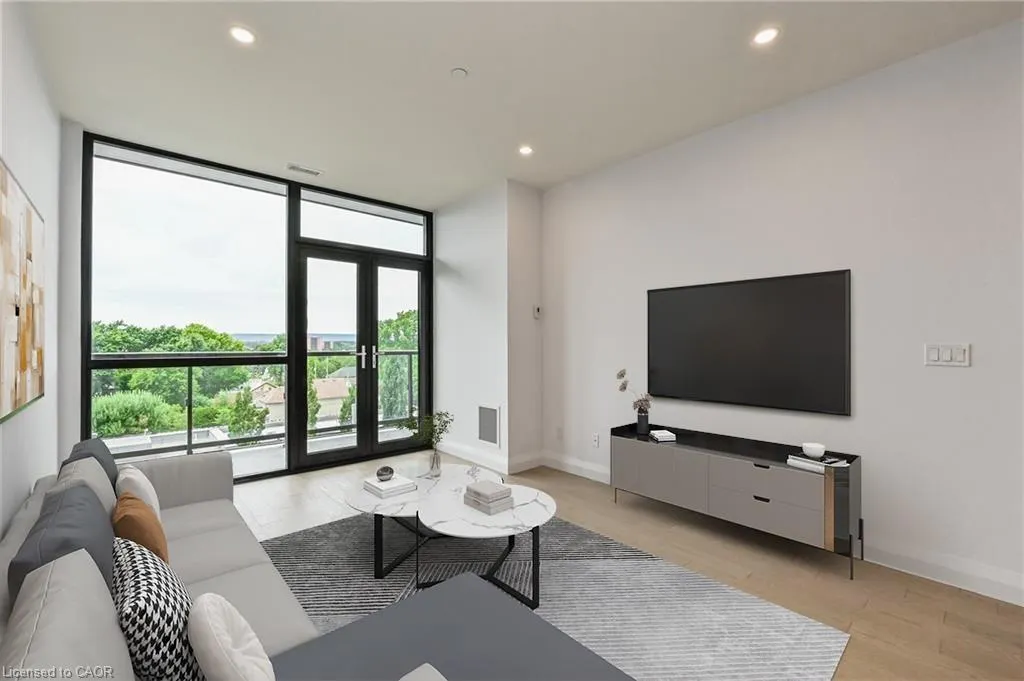 101 Locke Street S, #507