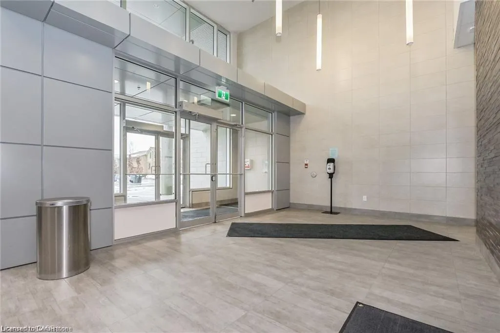 318 Spruce Street, #1808