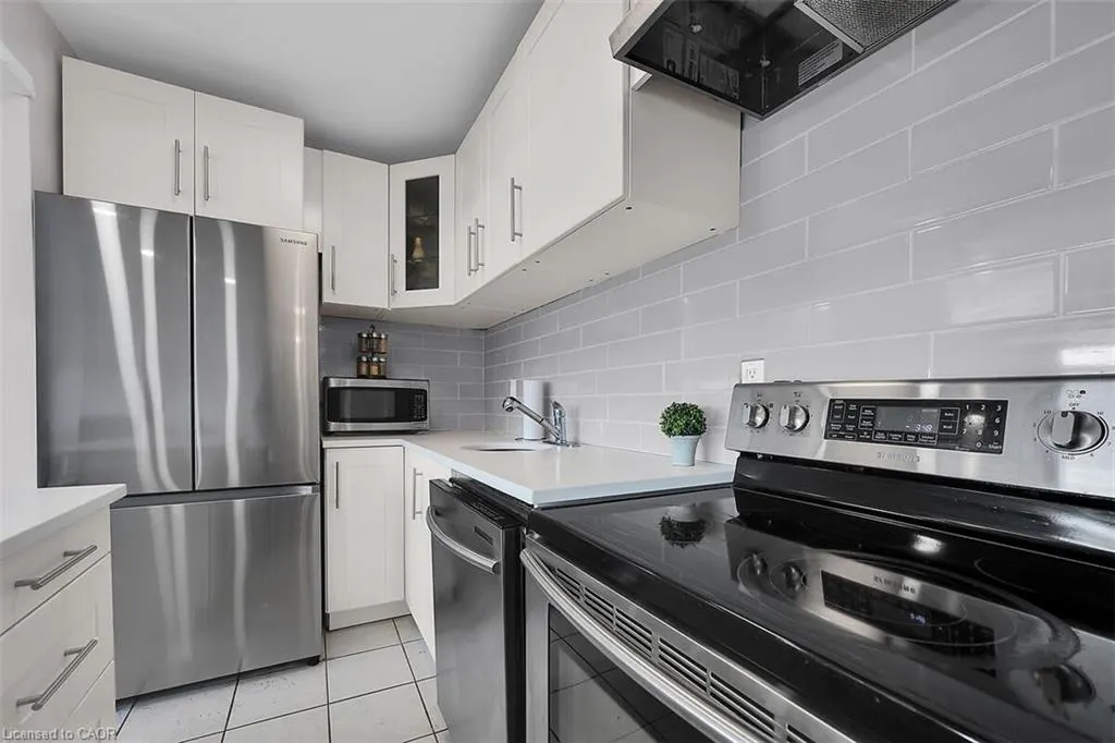 15 Albright Road, #811