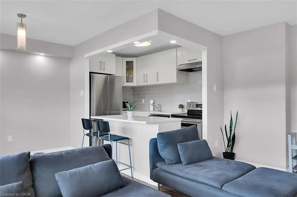 15 Albright Road, #811
