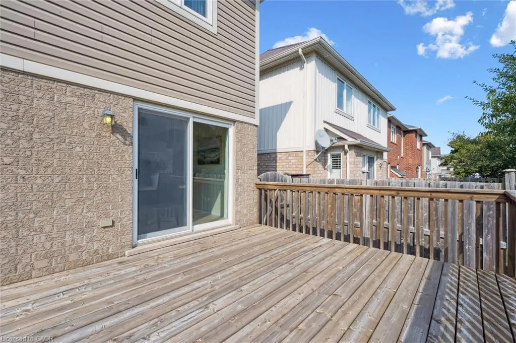 19 Horton Walk