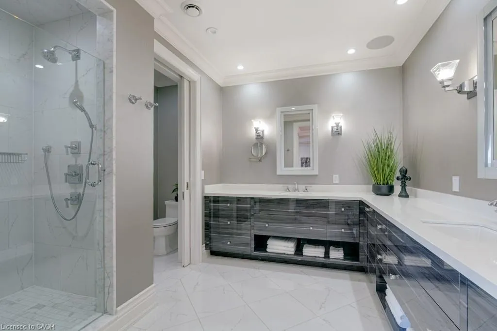 445 Elizabeth Street, #PH1