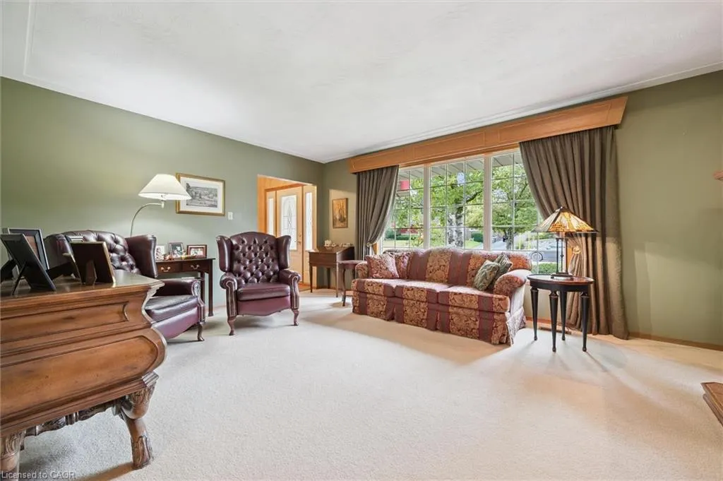 46 Larkspur Crescent