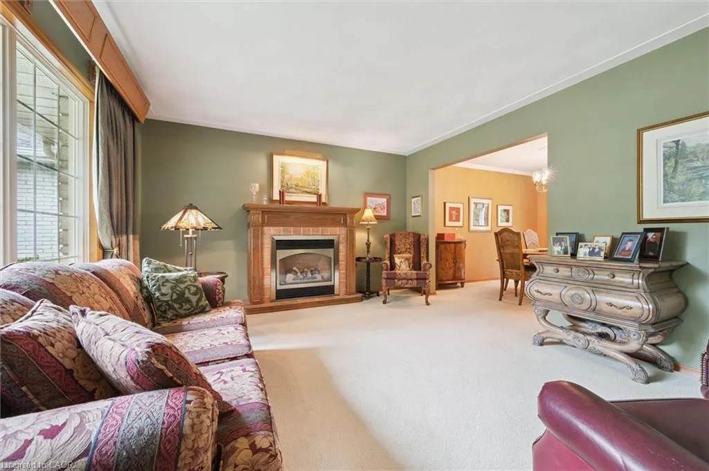 46 Larkspur Crescent