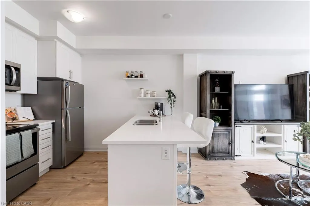 590 North Service Road, #46