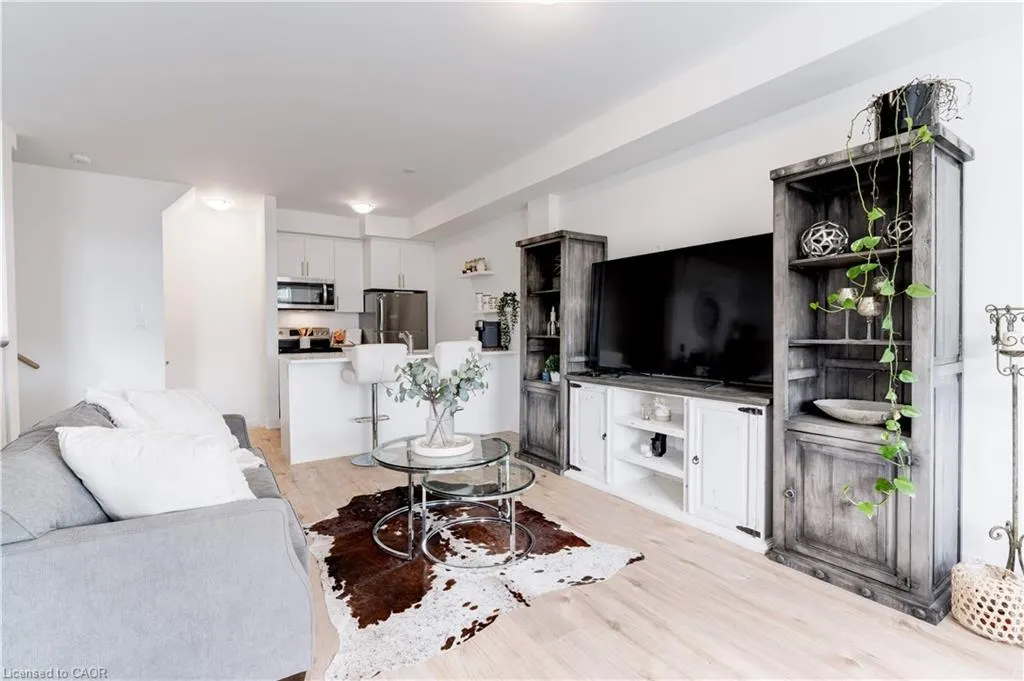590 North Service Road, #46