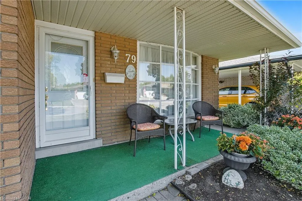 79 Gardiner Drive