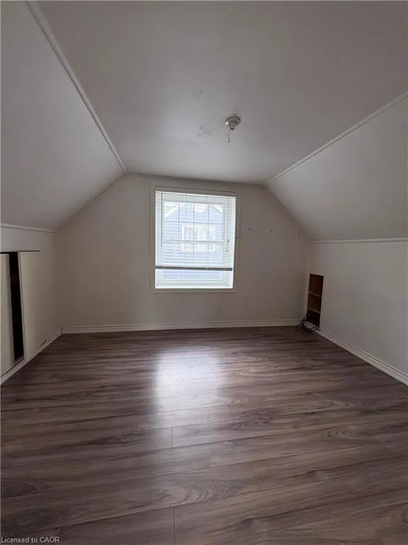 128 Wilkes Street