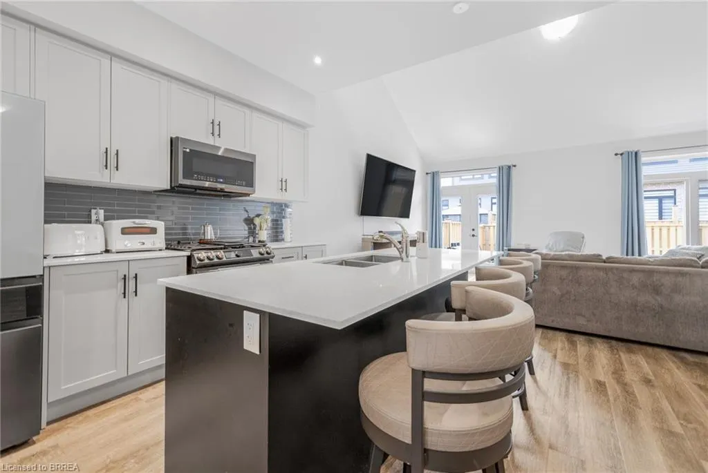 30 Bensley Lane