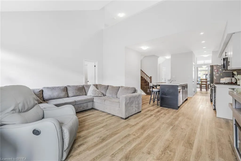 30 Bensley Lane