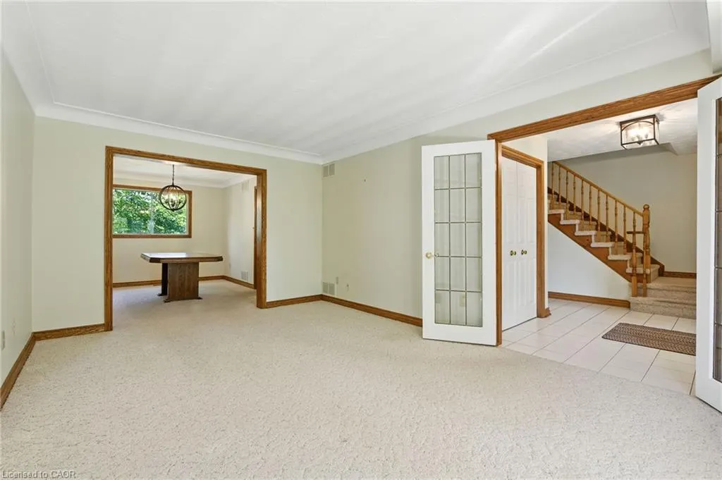32 Deerpark Crescent
