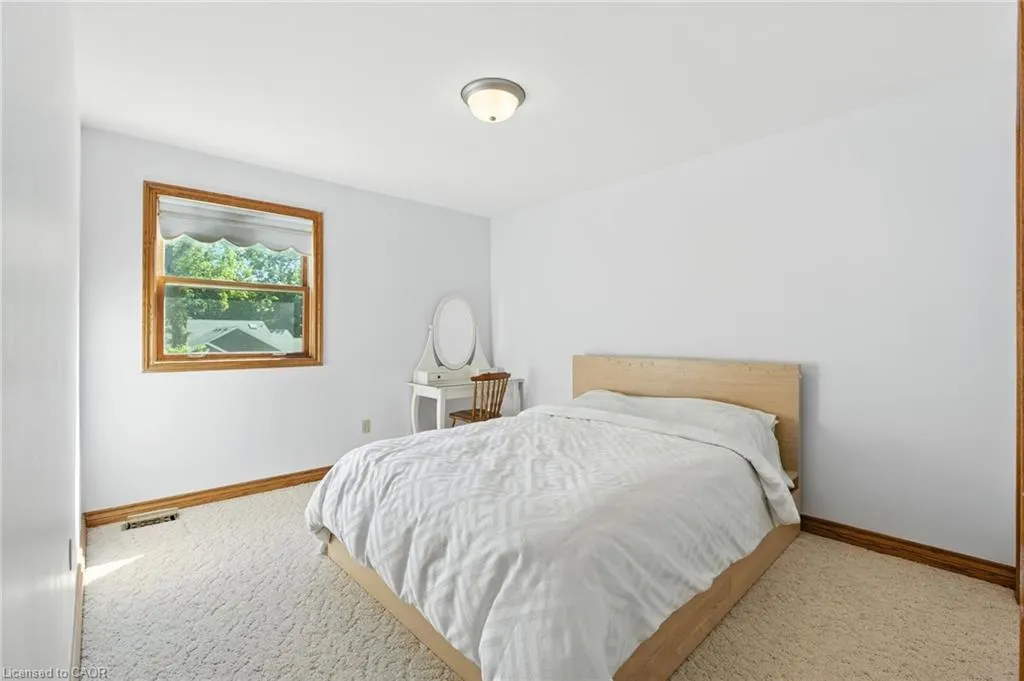 32 Deerpark Crescent