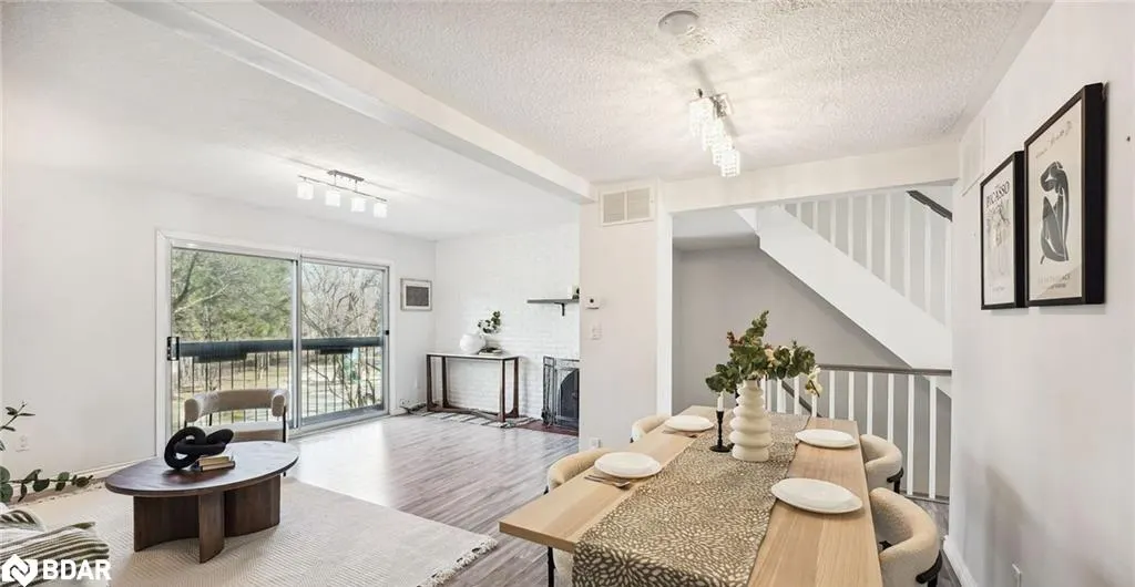 6855 Glen Erin Drive, #20