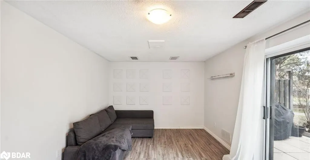 6855 Glen Erin Drive, #20