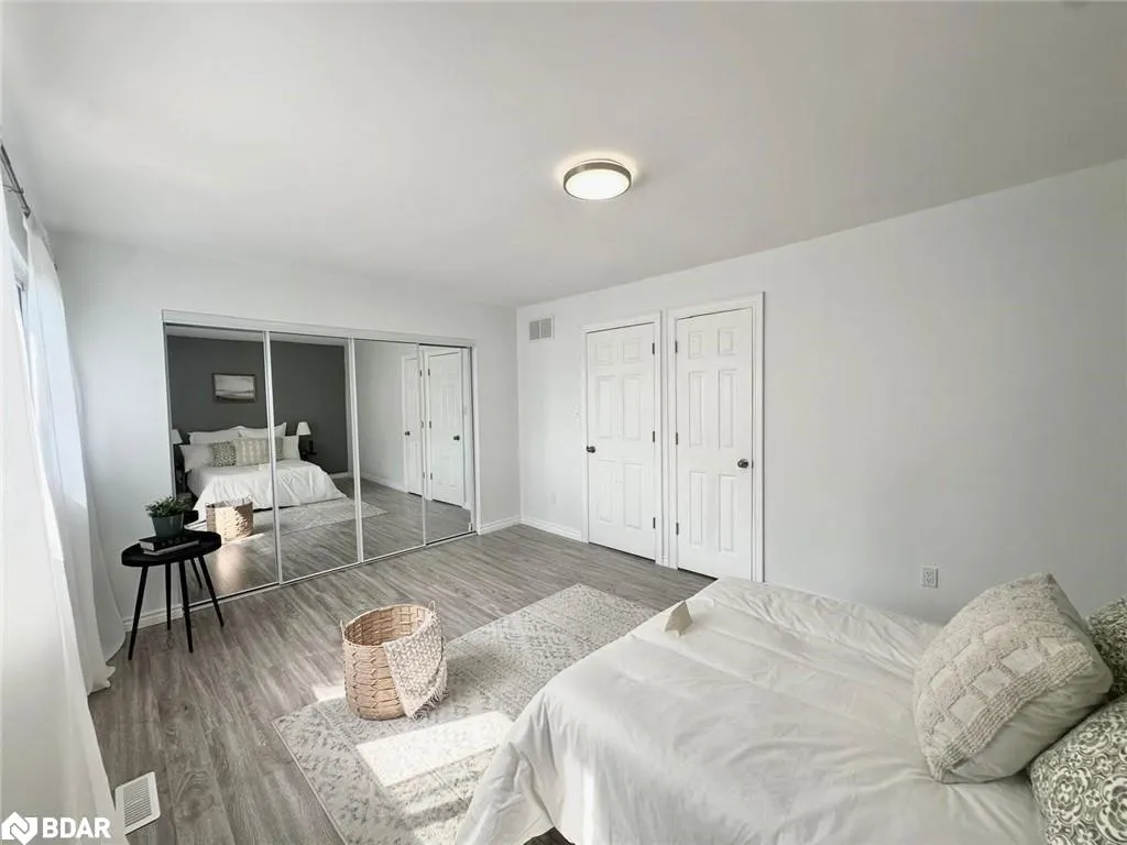 6855 Glen Erin Drive, #20