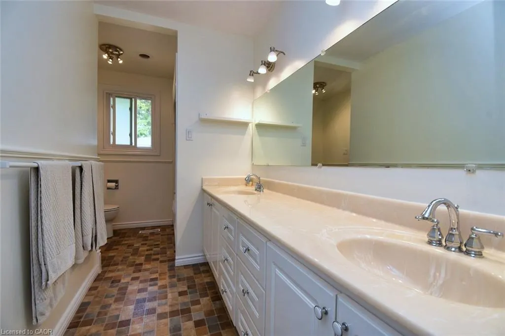 47 Highland Park Drive
