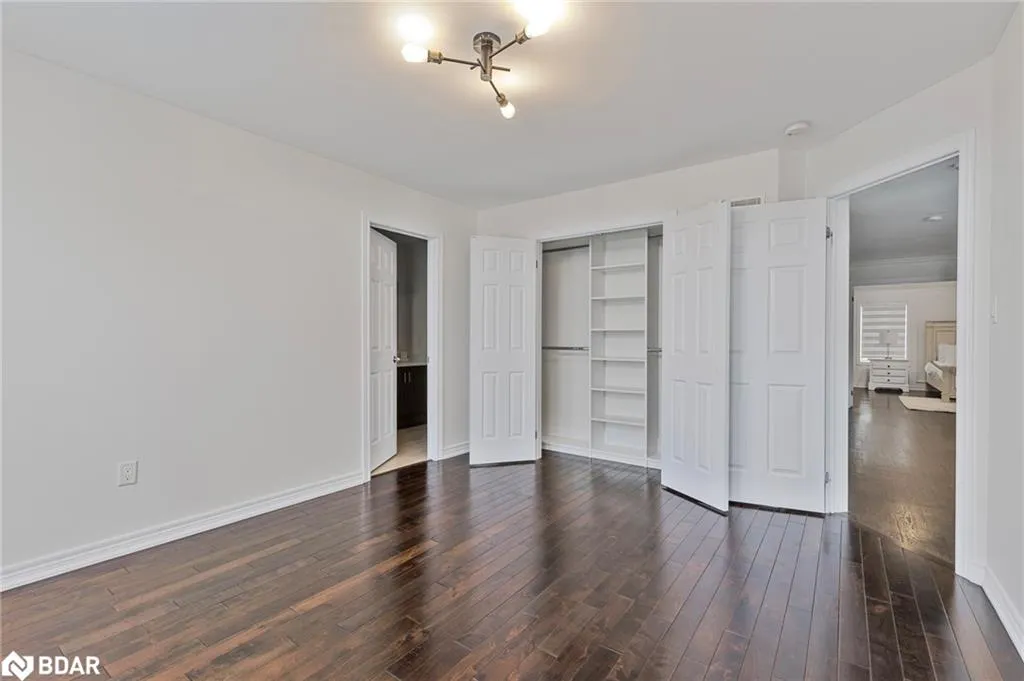 2 Copeland Crescent
