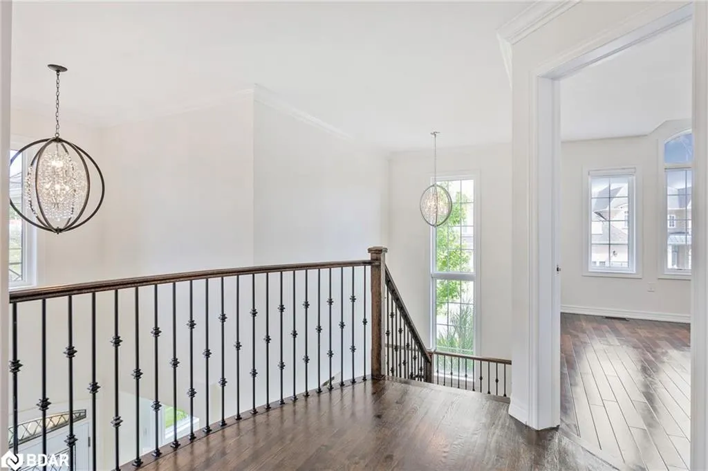 2 Copeland Crescent