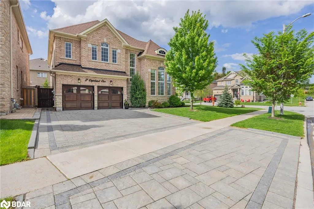 2 Copeland Crescent