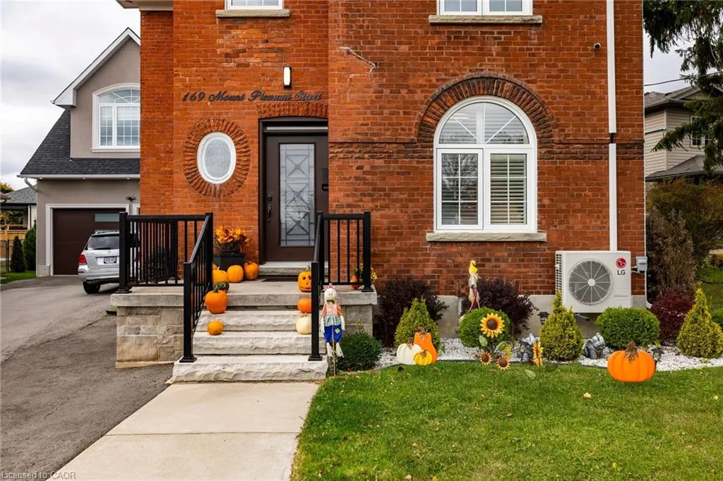169 Mount Pleasant Street