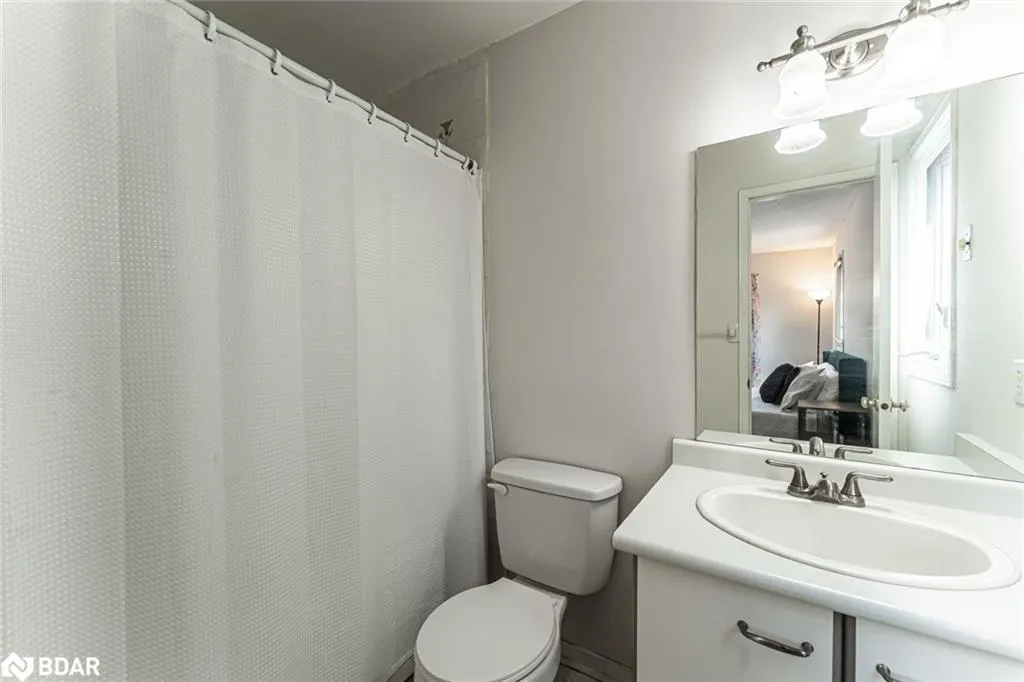 508 Essa Road, #52