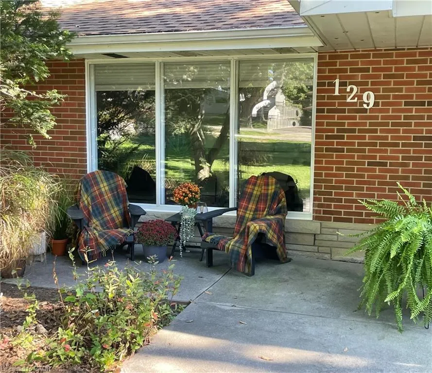 129 Oneida Boulevard